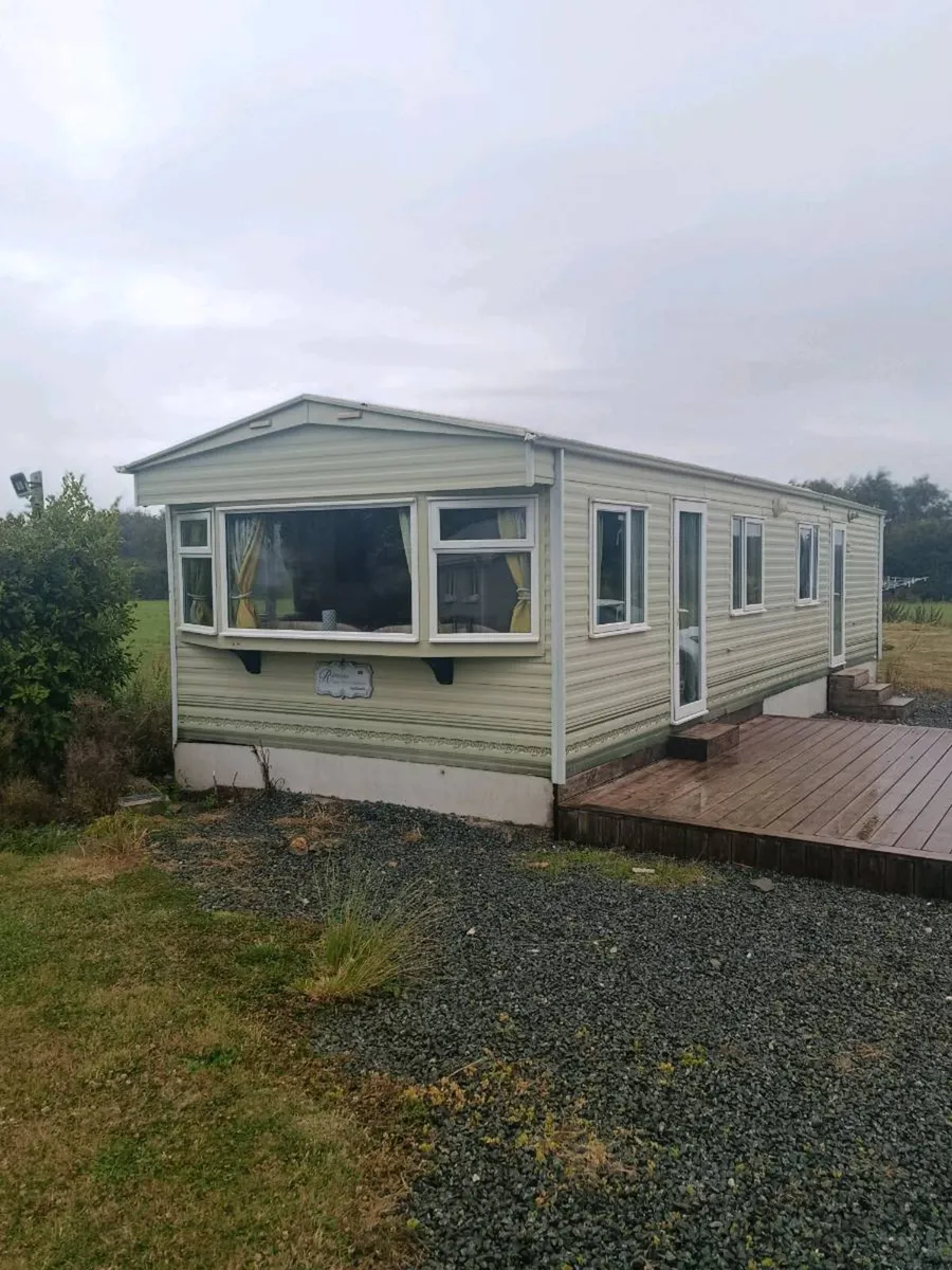 Mobile home - Image 1