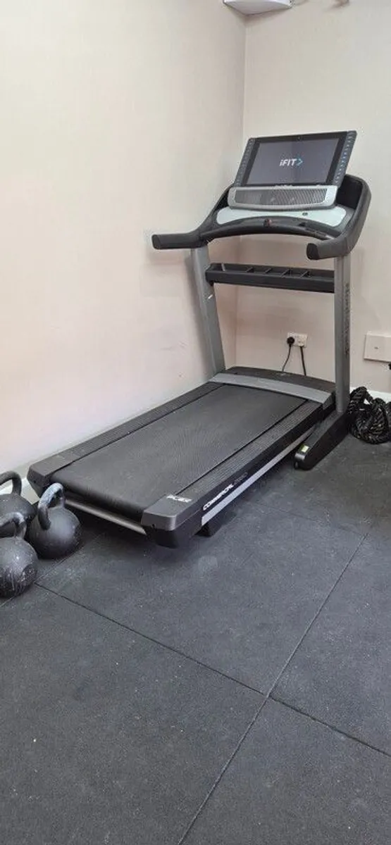 NordicTrack 2950 - 236KM total use - Image 2