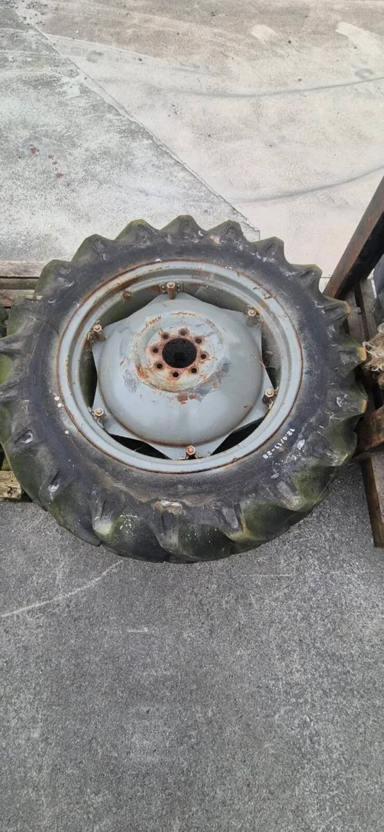 Tractor wheels - Image 1