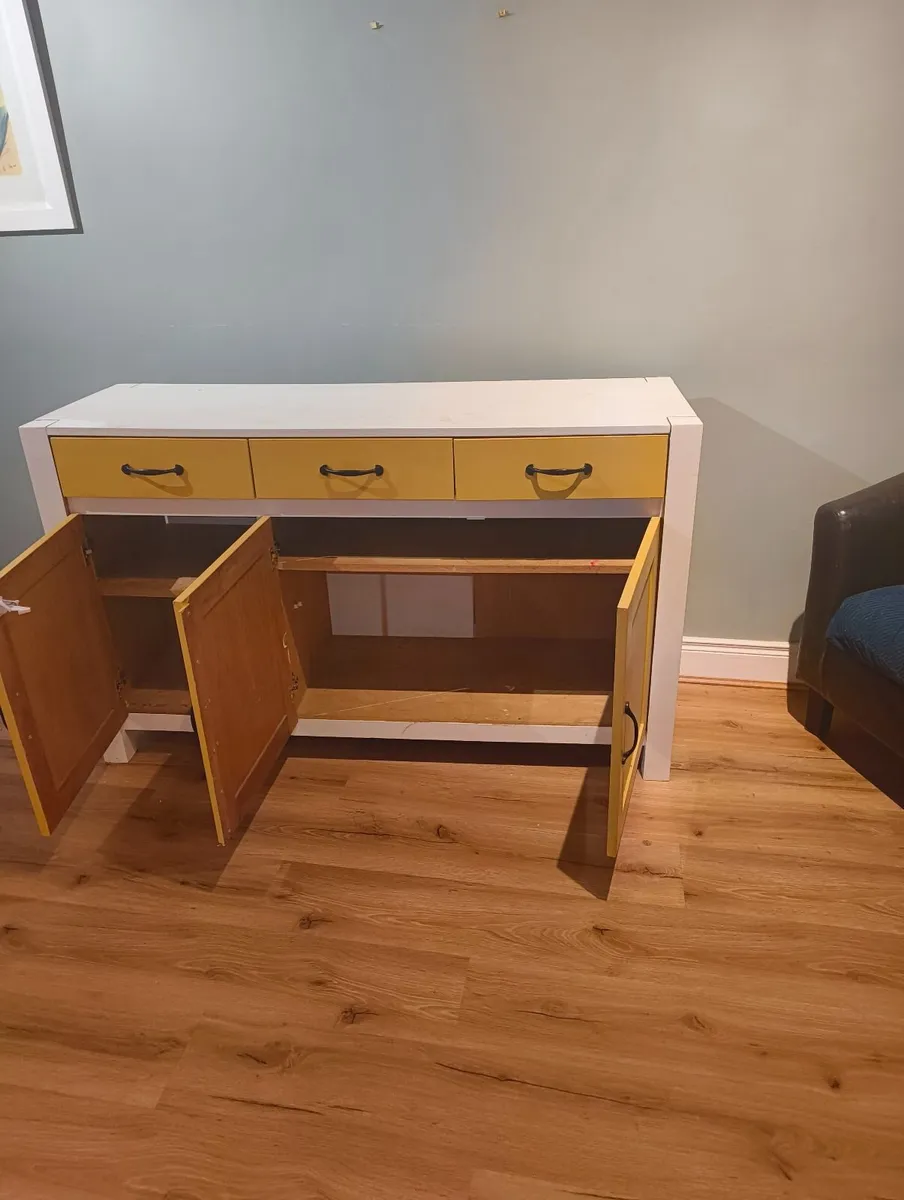 Cupboard/ Cabinet - Image 3