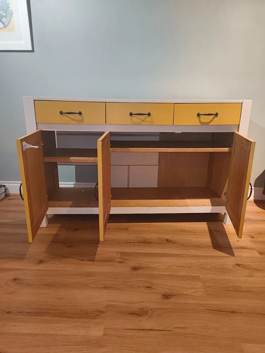 Cupboard/ Cabinet - Image 4
