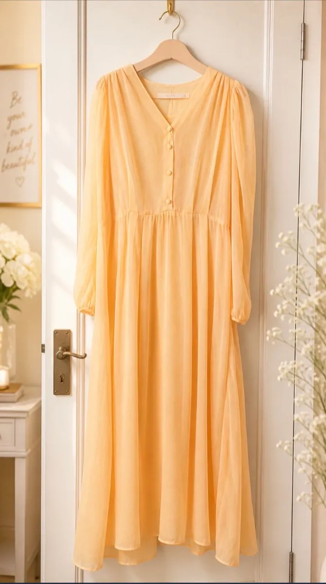 Women clothes - Image 1