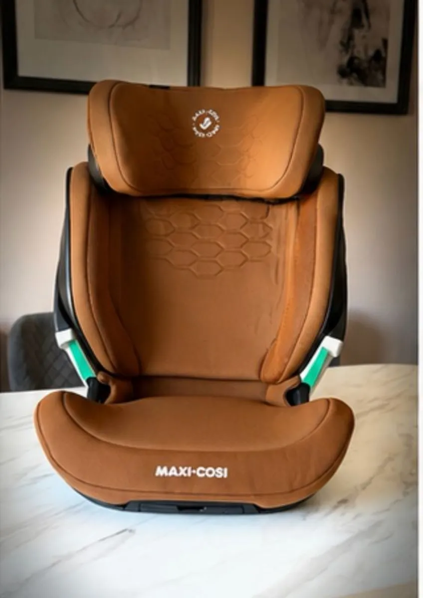 Maxi Cosi Kore Pro i-Size High Back Booster - Authentic Cognac - Image 1
