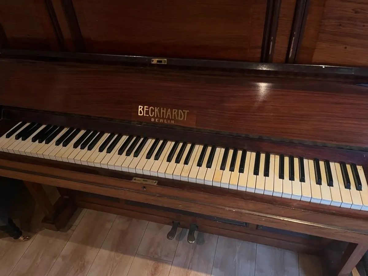 Upright Piano - Image 4