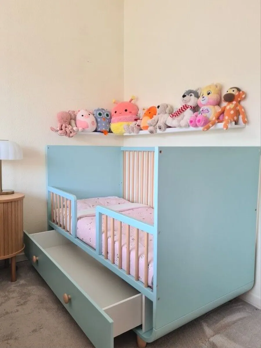 Pristine condition IKEA Myllra cot with large drawer - Image 3