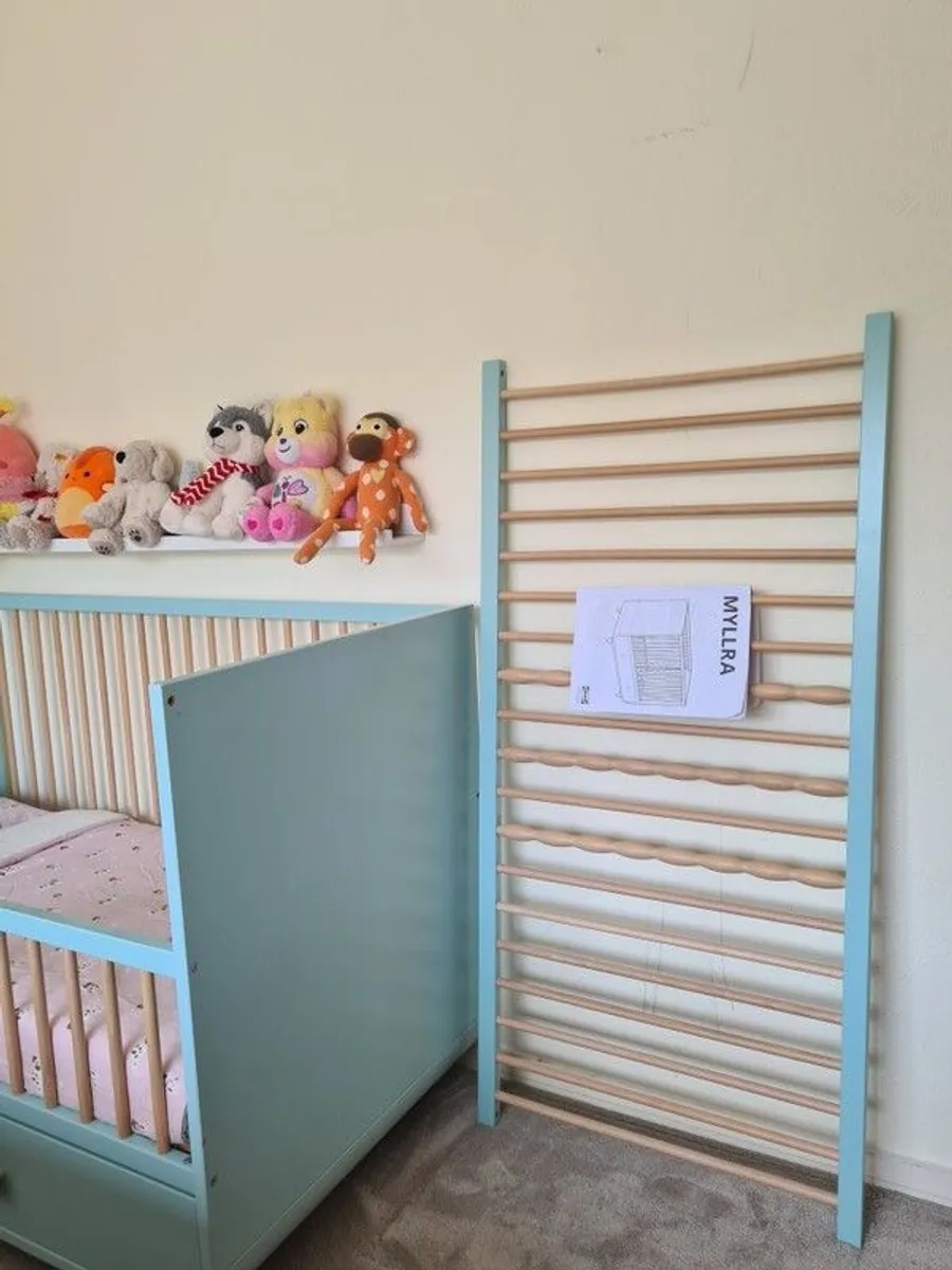 Pristine condition IKEA Myllra cot with large drawer - Image 4