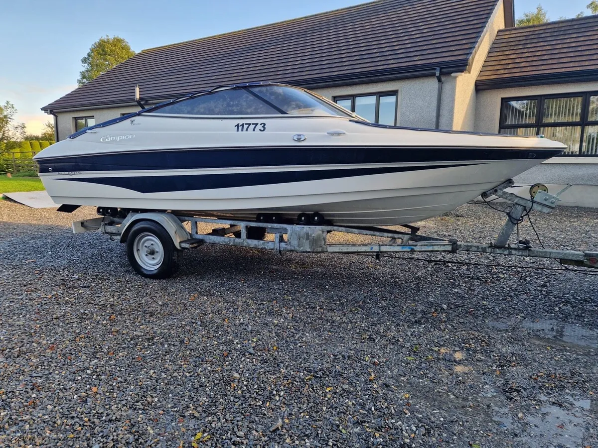 Campion speedboat S535 4.3 v6 - Image 2