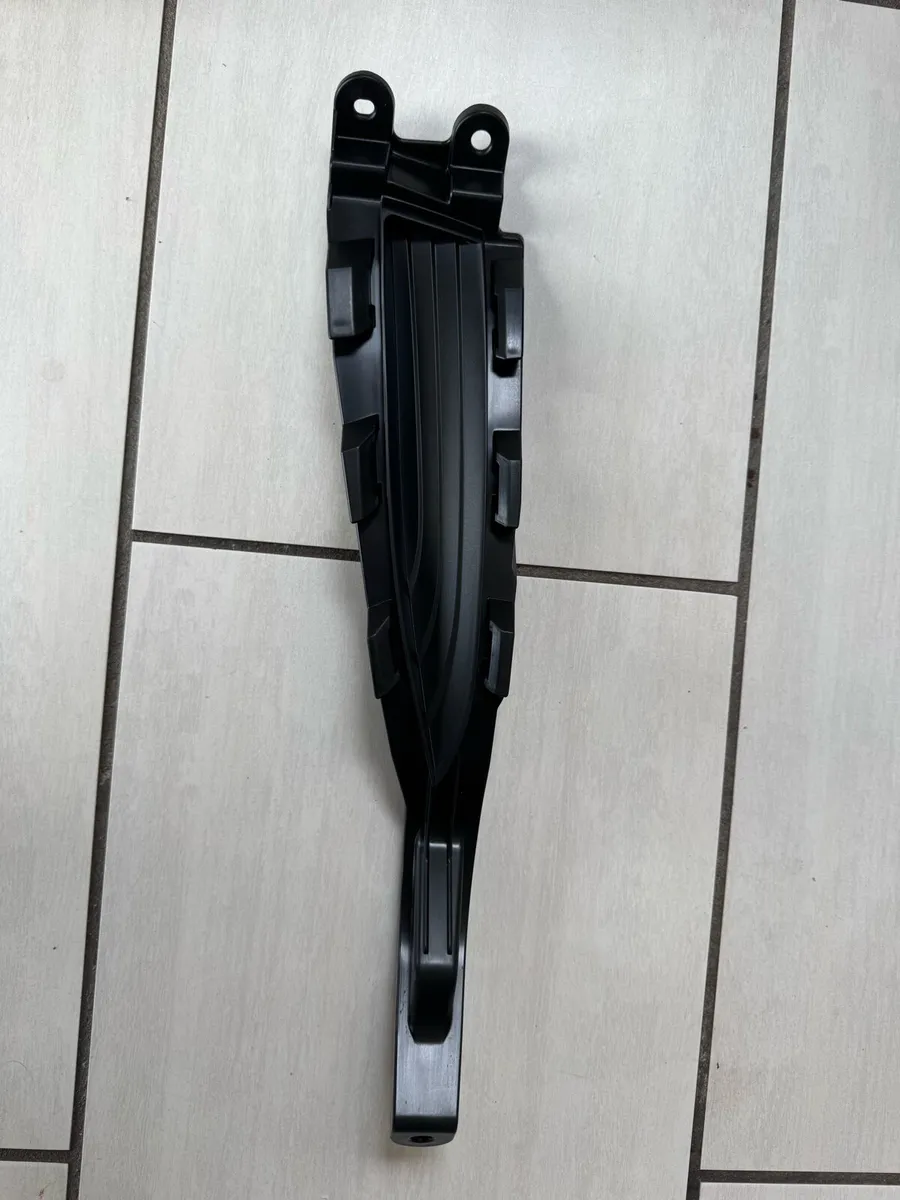 Lexus nx300h left side wing - Image 1