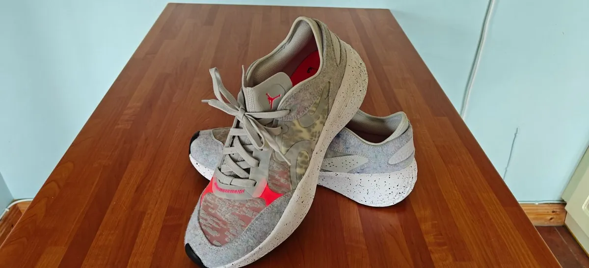Jordan Delta 3 Low "Platinum Infrared" - Image 1