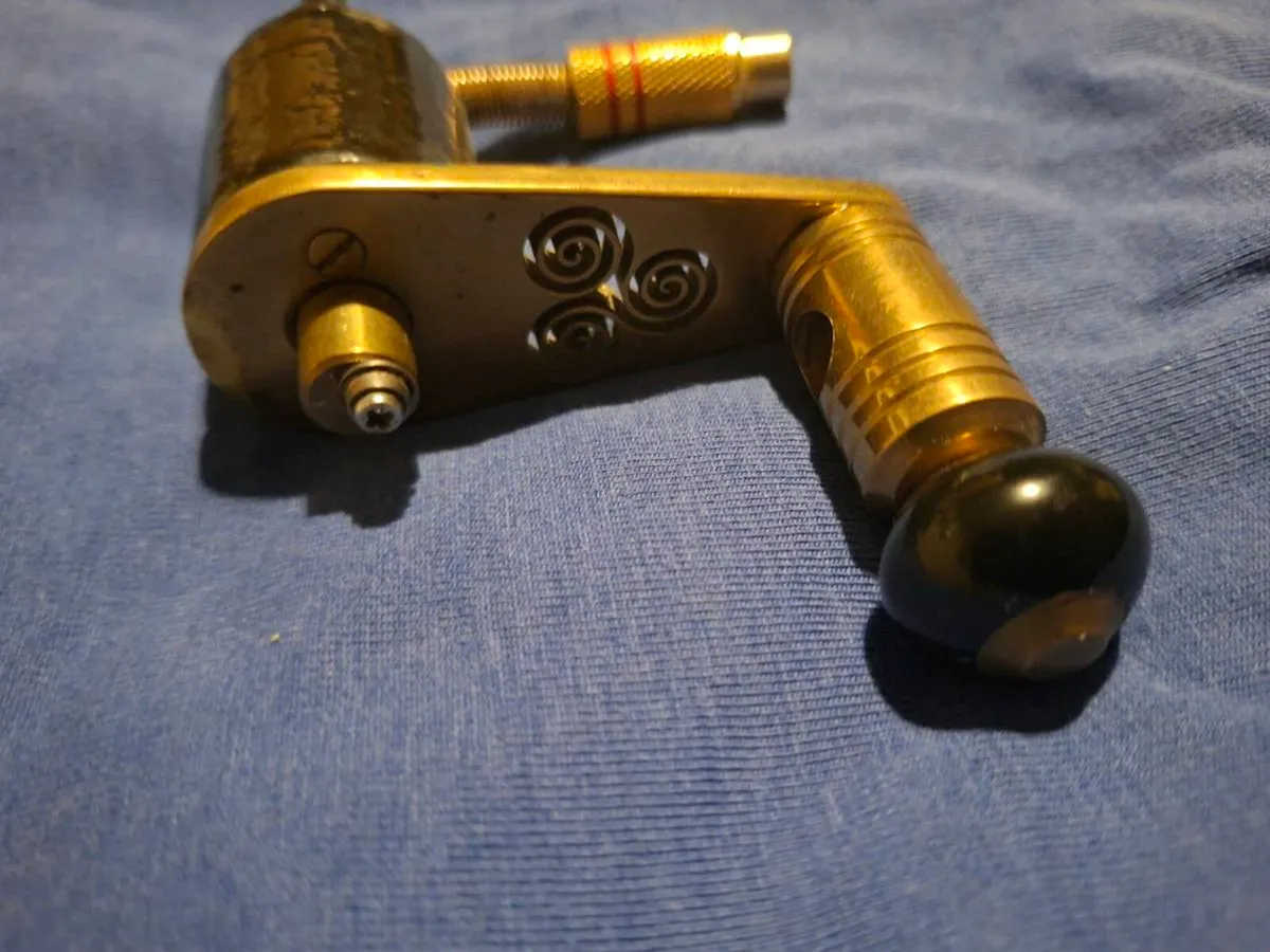 Custom Handmade Brass Tattoo Machine made in UK - Image 3
