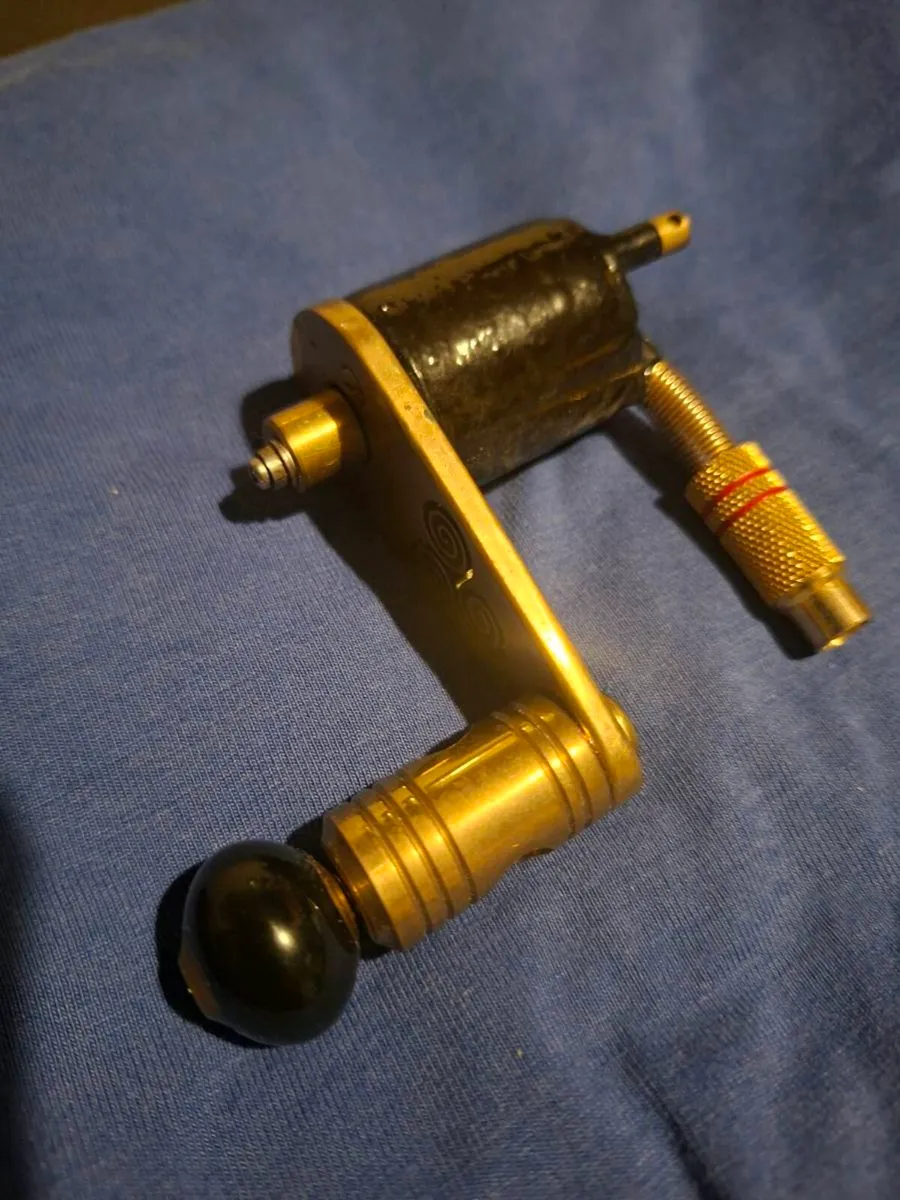 Custom Handmade Brass Tattoo Machine made in UK - Image 2
