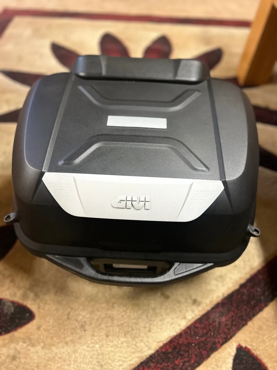 Top box - Image 1