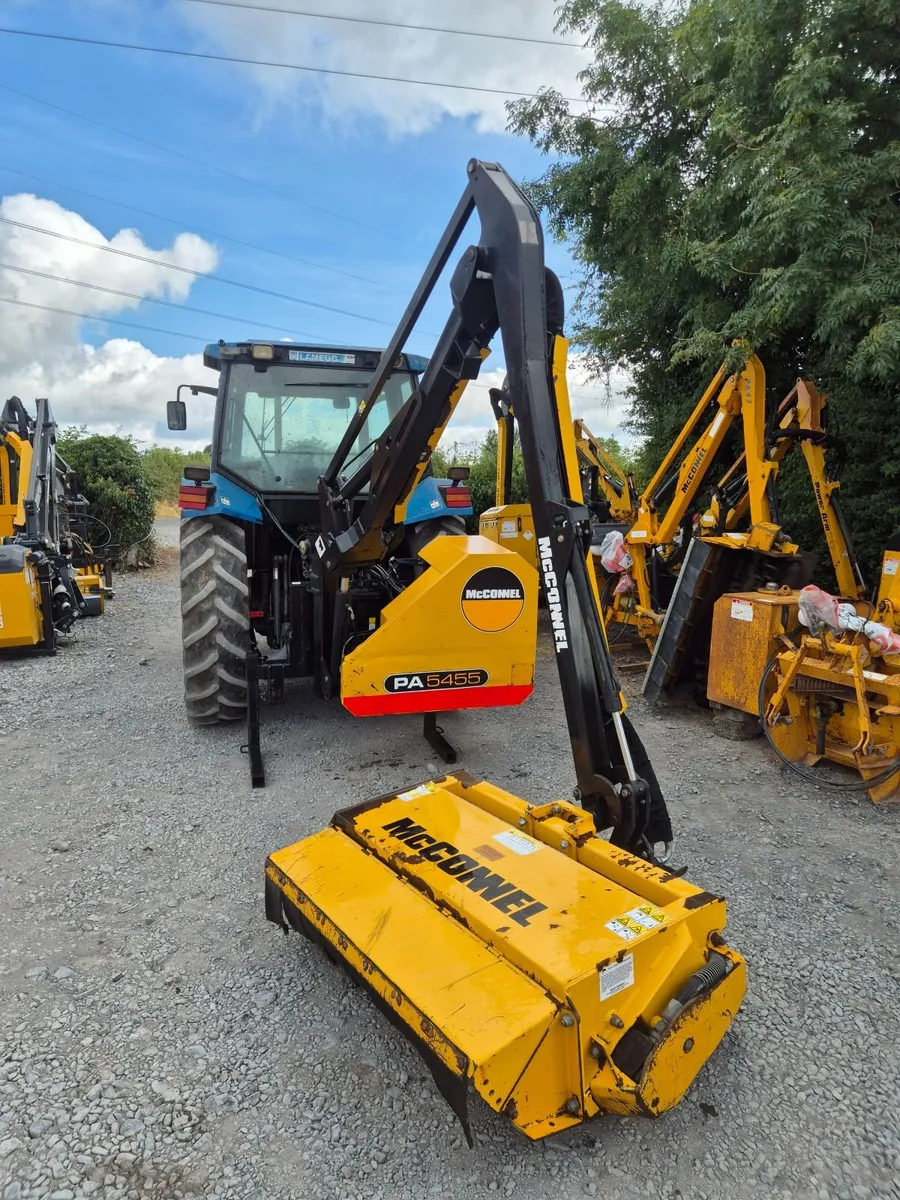 Mcconnel PA5455 Hedgecutter - Image 1