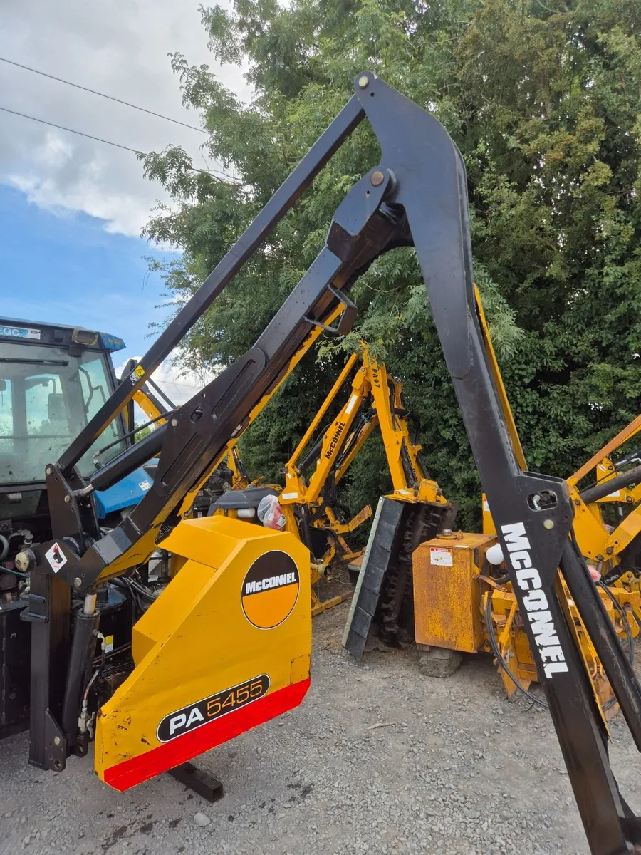 Mcconnel PA5455 Hedgecutter - Image 3