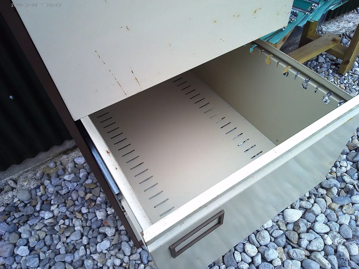 Filing Cabinet - Image 3