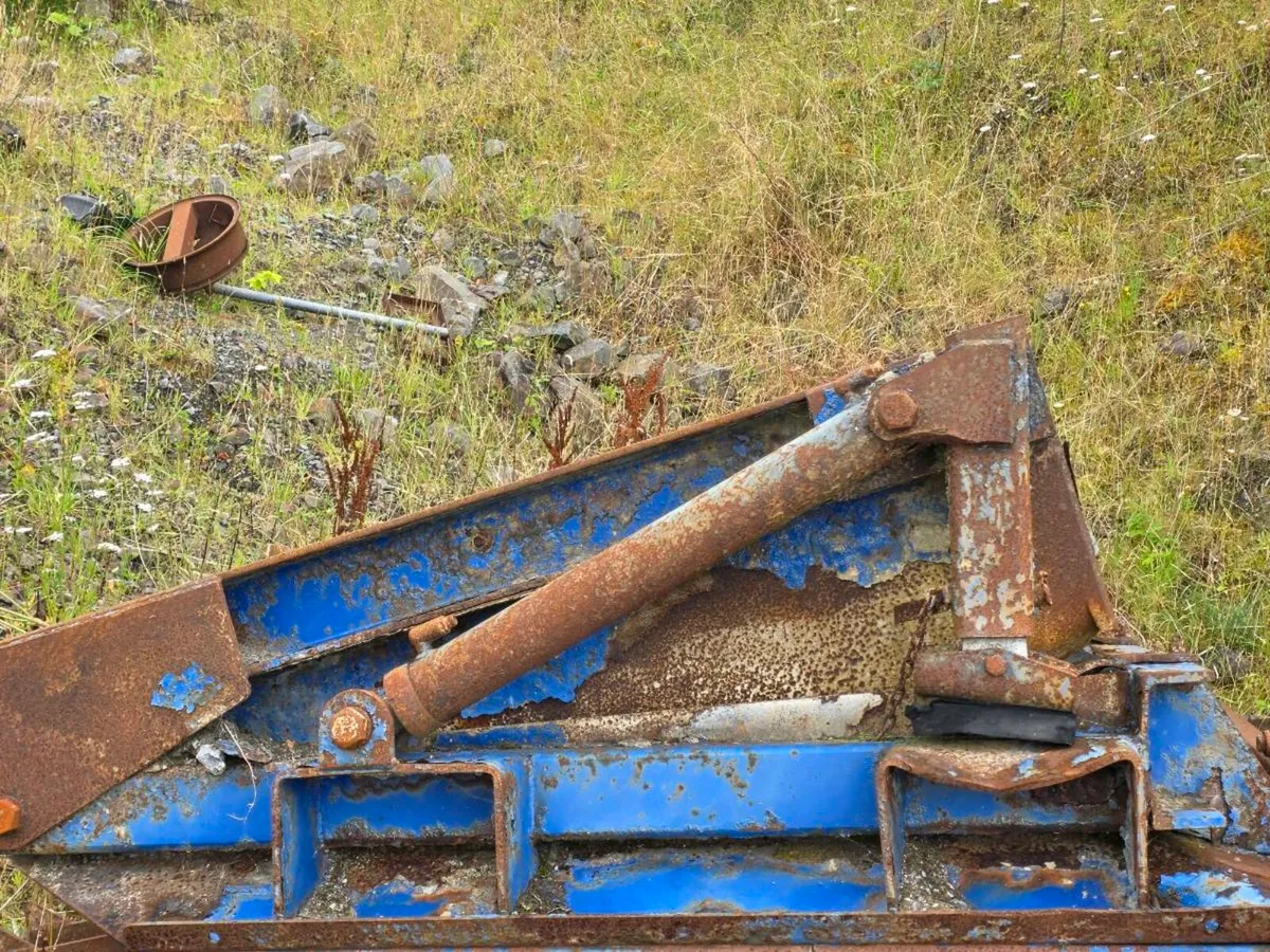 Hydraulic Grrd for Fintec 542 & conveyor - Image 2