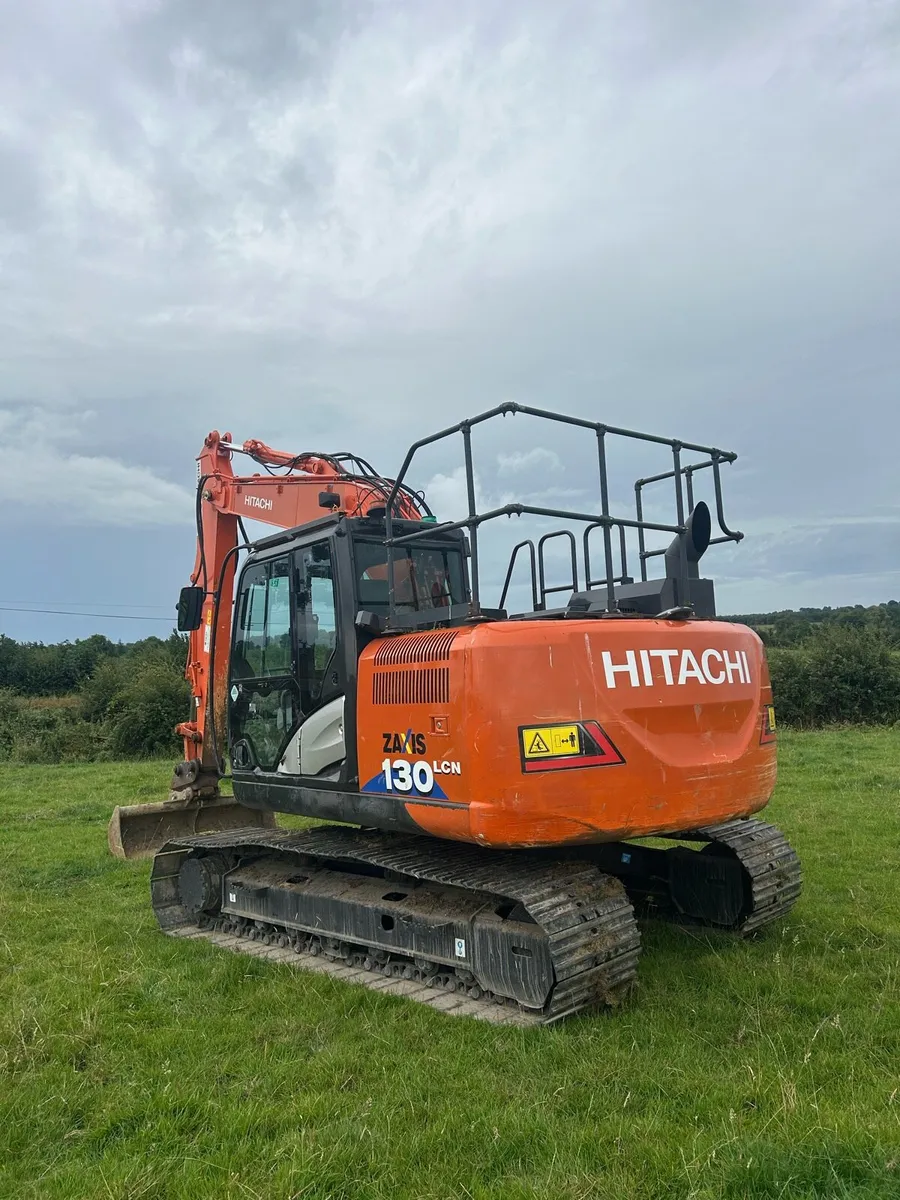 Hitachi 130-6 (No Vat) - Image 2