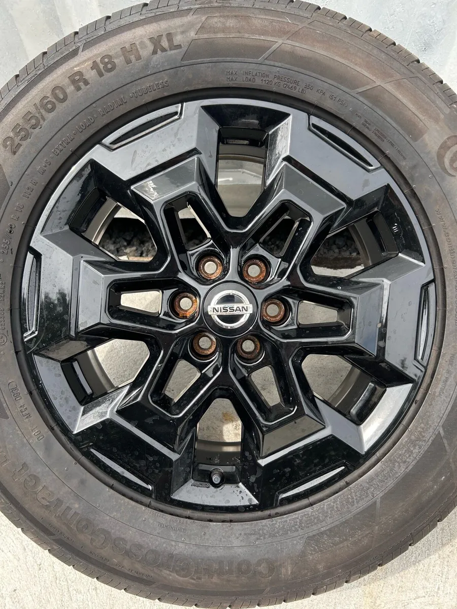 Genuine Nissan Navara 18” Alloy Wheels - Image 4