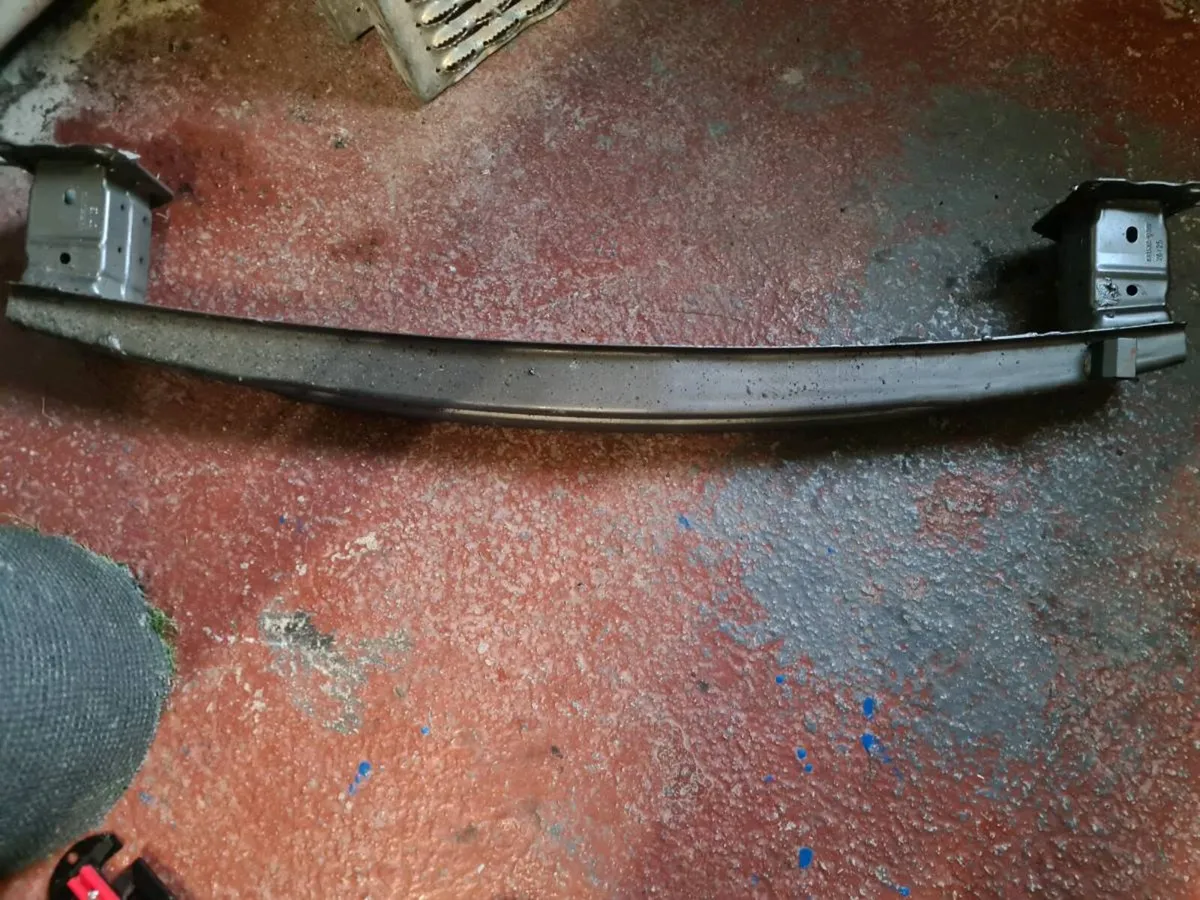 Skoda octavia rear bumper support beam - Image 2