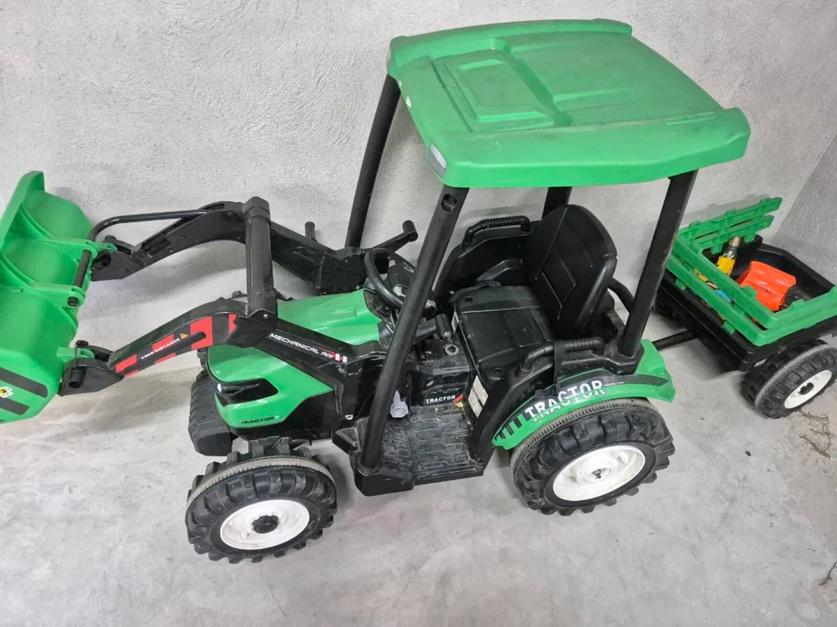 Kids Electric Tractor and trailer - Image 1