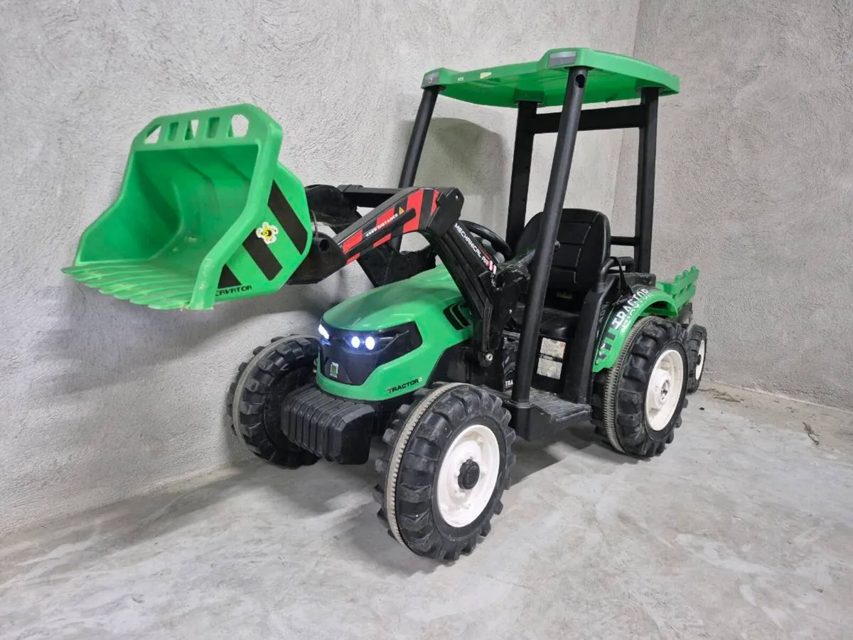 Kids Electric Tractor and trailer - Image 2