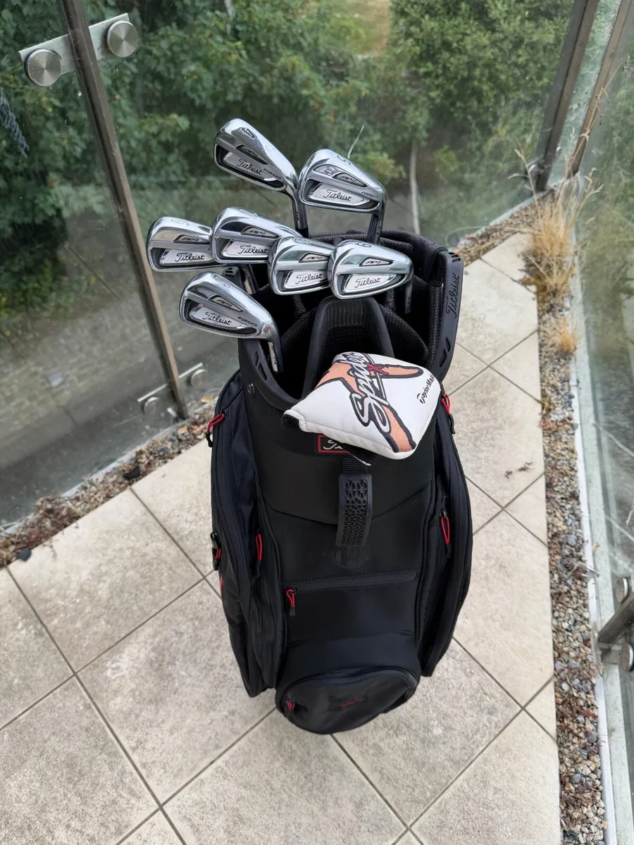 Titleist AP2 714 Irons 4-PW & Spider Putter Set - Image 1