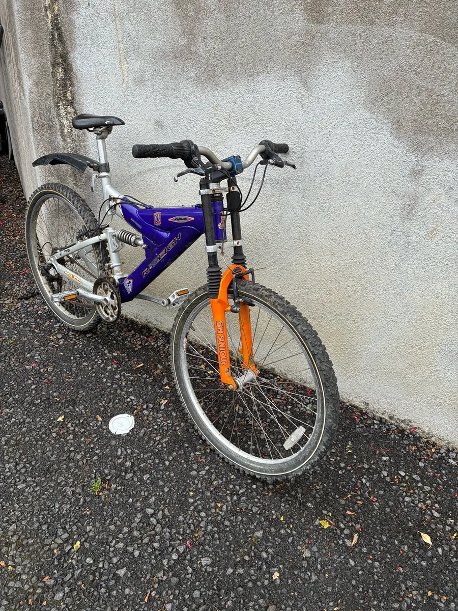 Men’s Raleigh mountain bike - Image 2