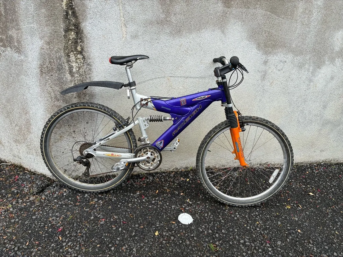 Men’s Raleigh mountain bike - Image 1