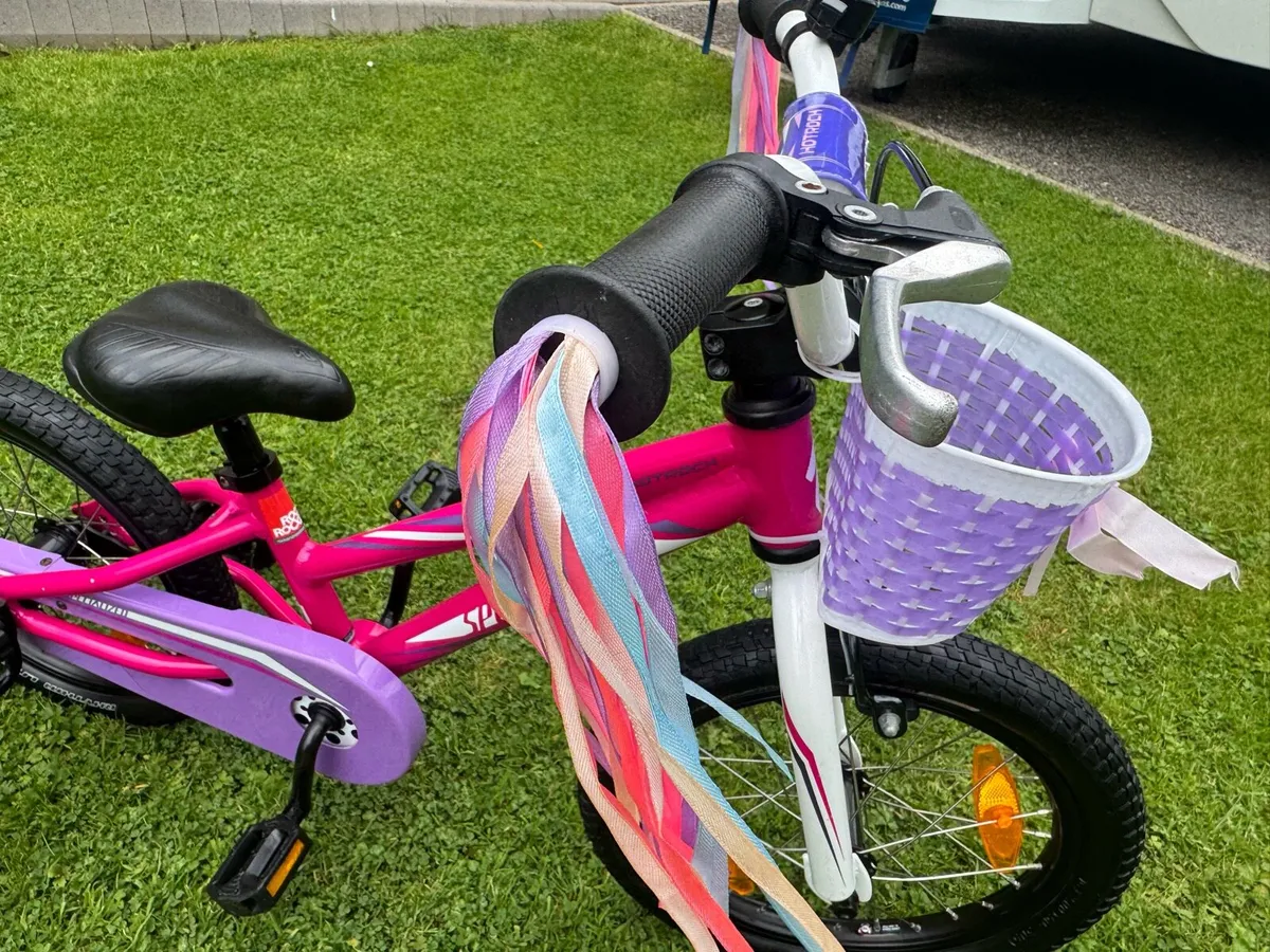 specialised Hotrock Coaster 16” pink girls bicycle - Image 2