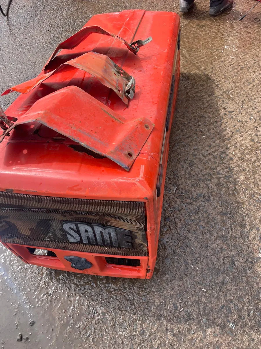 Same Corsaro 70 Bonnet - Image 3