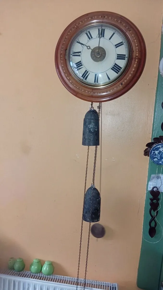 Antique Wag of the Wall clock - Image 2