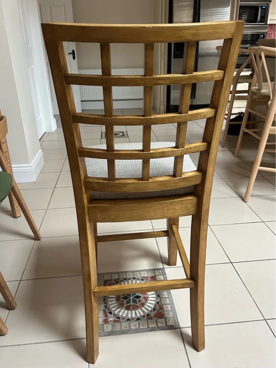 5 x Wooden Kitchen Barstools in Perfect Condition - Image 4