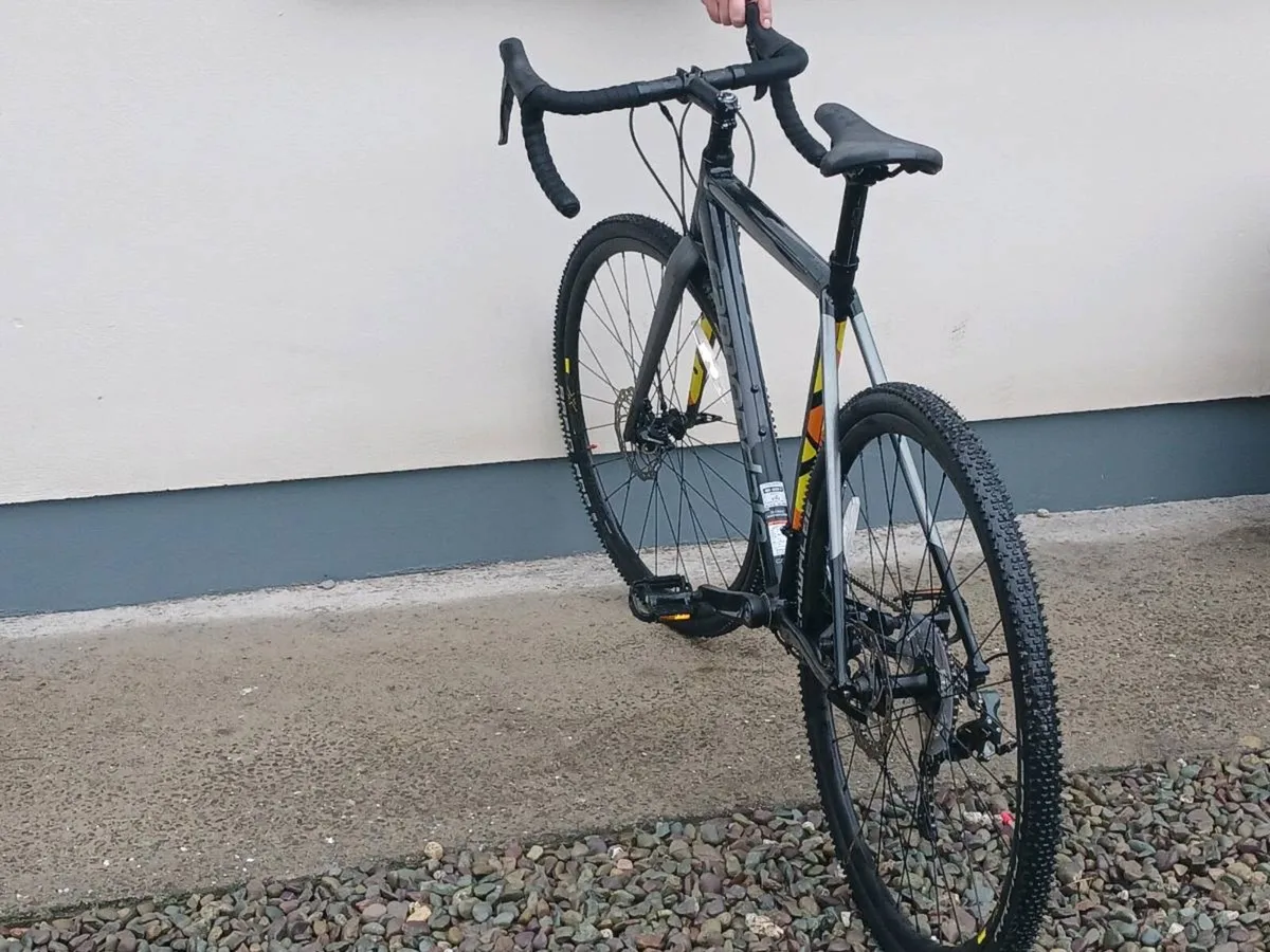 Cannondale  Caad Gravel Bike - Image 3