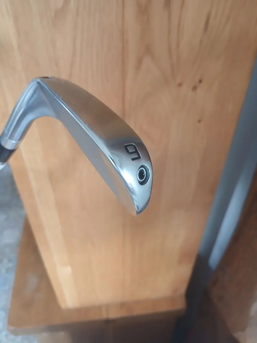 Cobra One Length 9 iron - Image 3