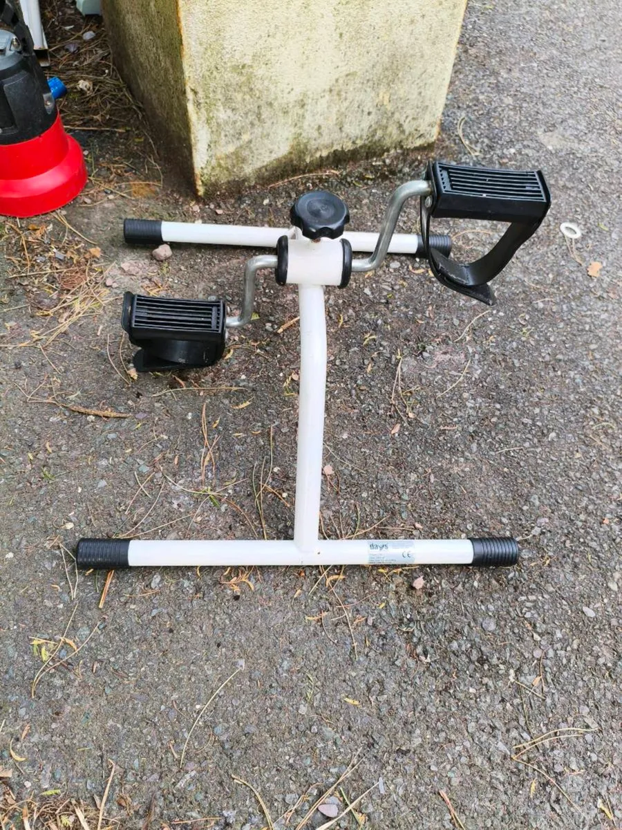 Exercise leg bike, like new 10 euro - Image 2