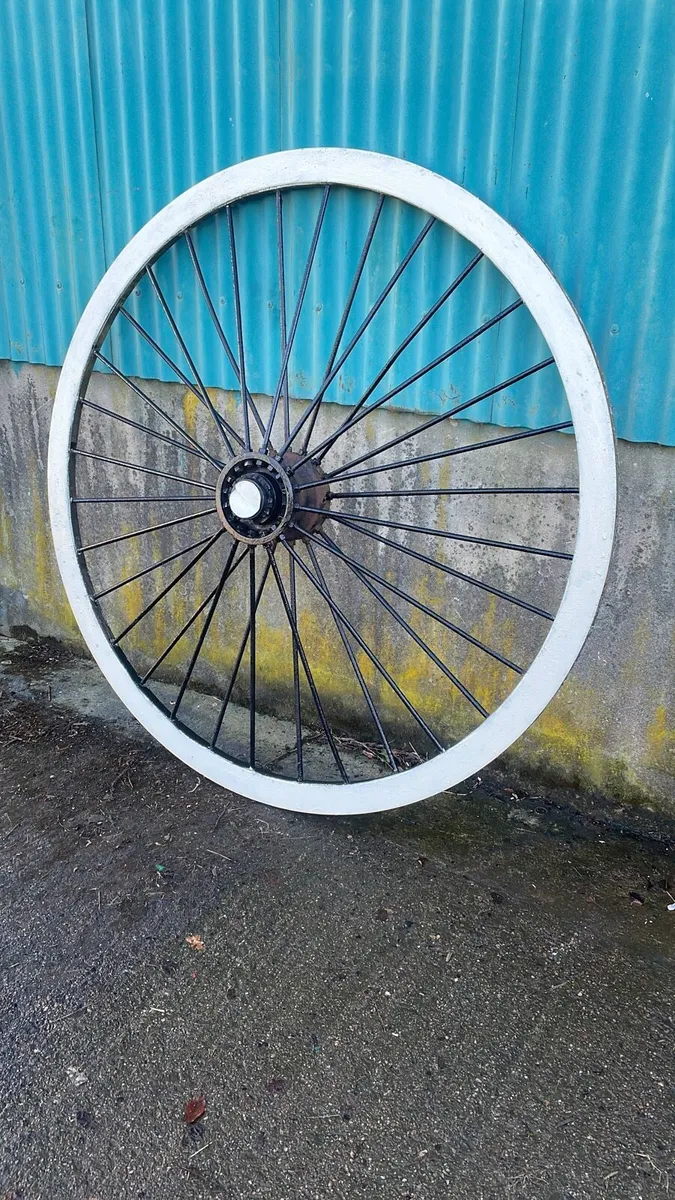 Vintage large wagon wheels steel - Image 2