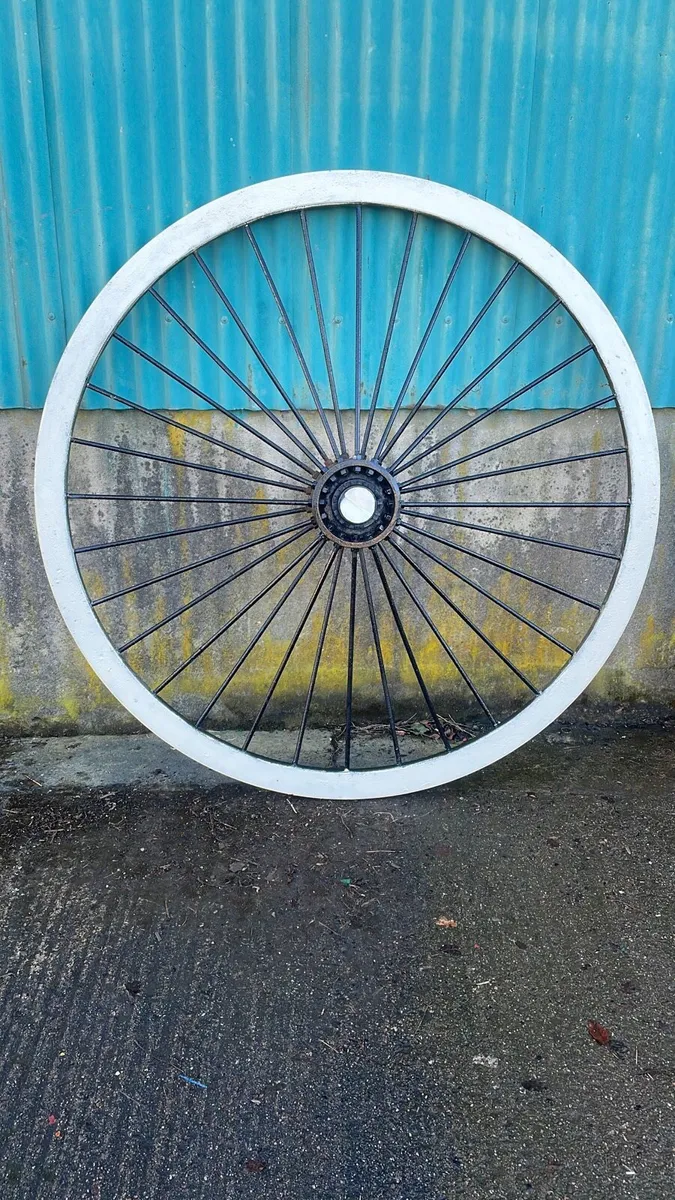 Vintage large wagon wheels steel - Image 3