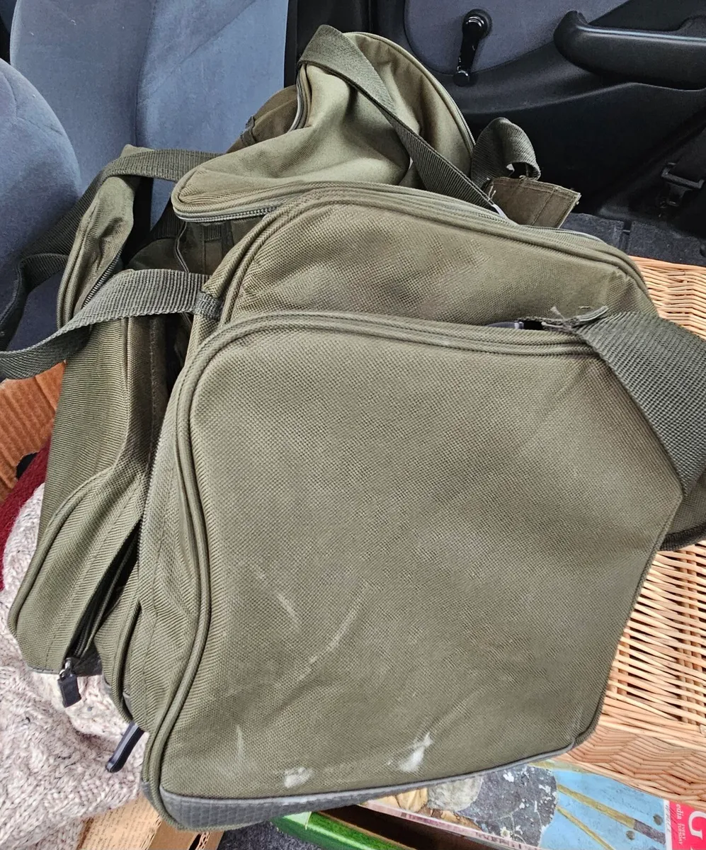 Green Holdall Bag - Image 2