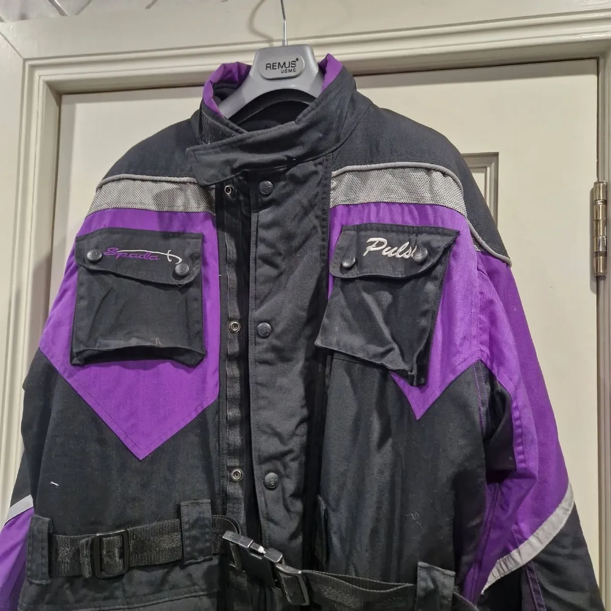 jacket - Image 4