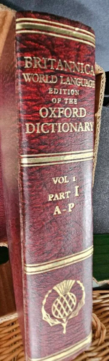 2 Vols Britannica Dictionary Set - Image 2