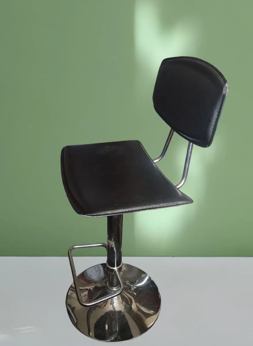 Kitchen counter stool - Image 2