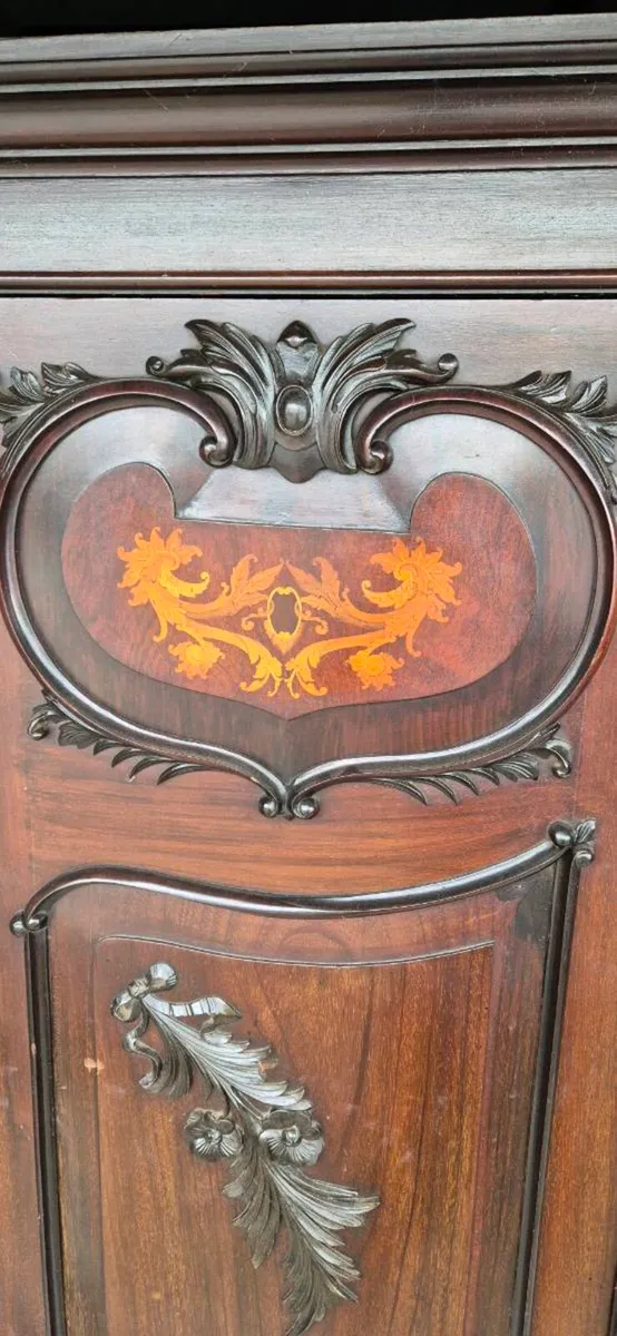 Wardrobe & Dressing Table - Nice Inlay - Image 3