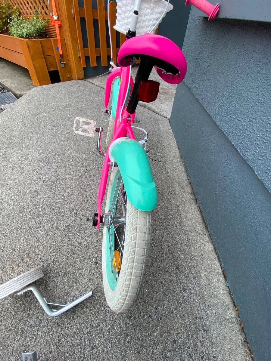 16” Kids Barbie Bike - Image 4