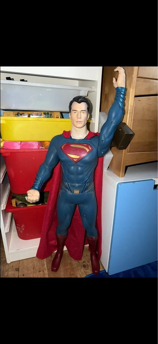 Superman Life Size - Image 3