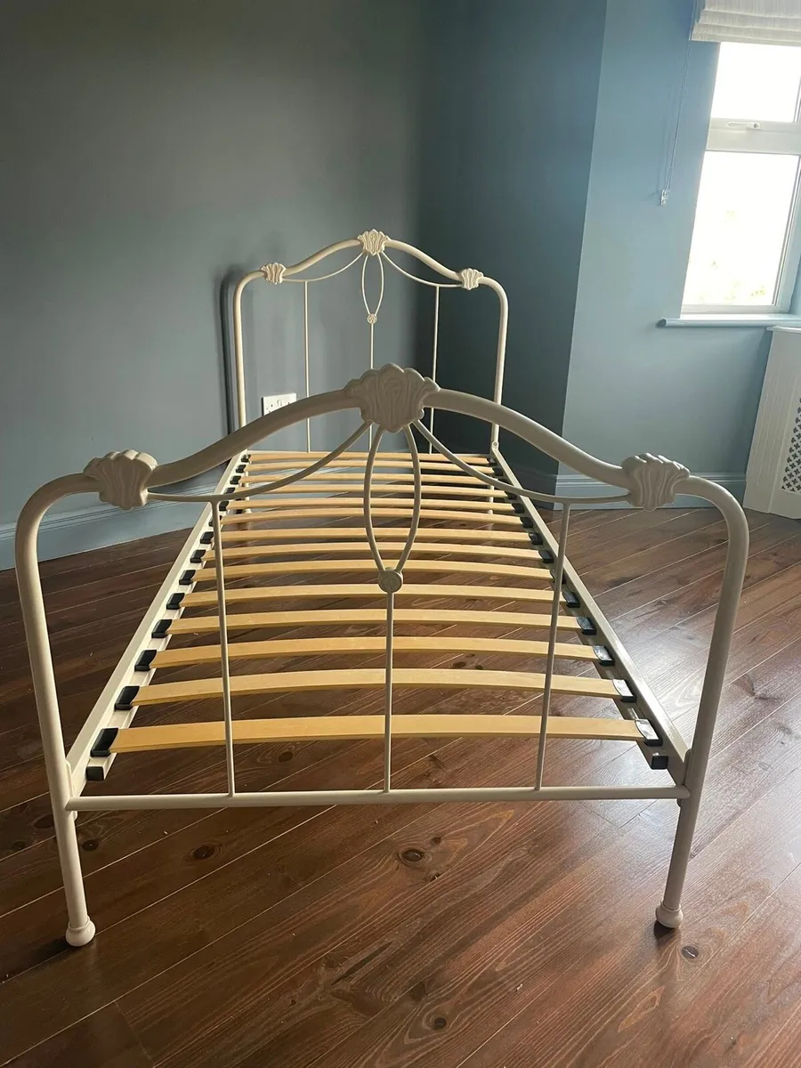 Single bed frame - Image 4