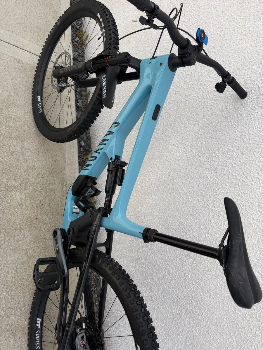 Canyon Spectral CF8 - Image 3