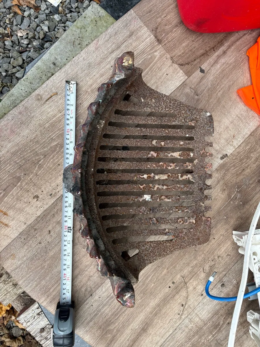 Fire grate and grill - Image 3