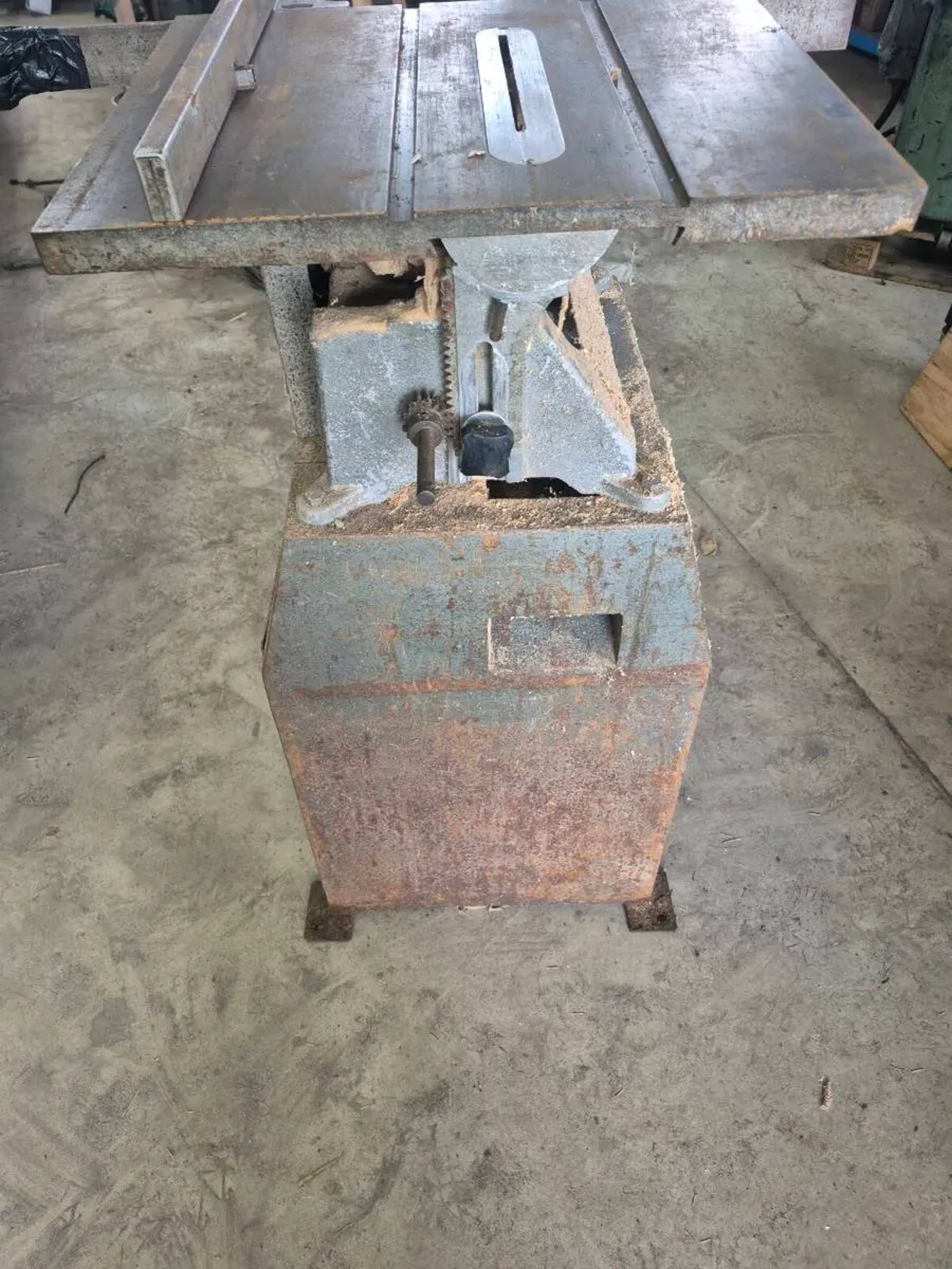 Cast iron bench saw - Image 4