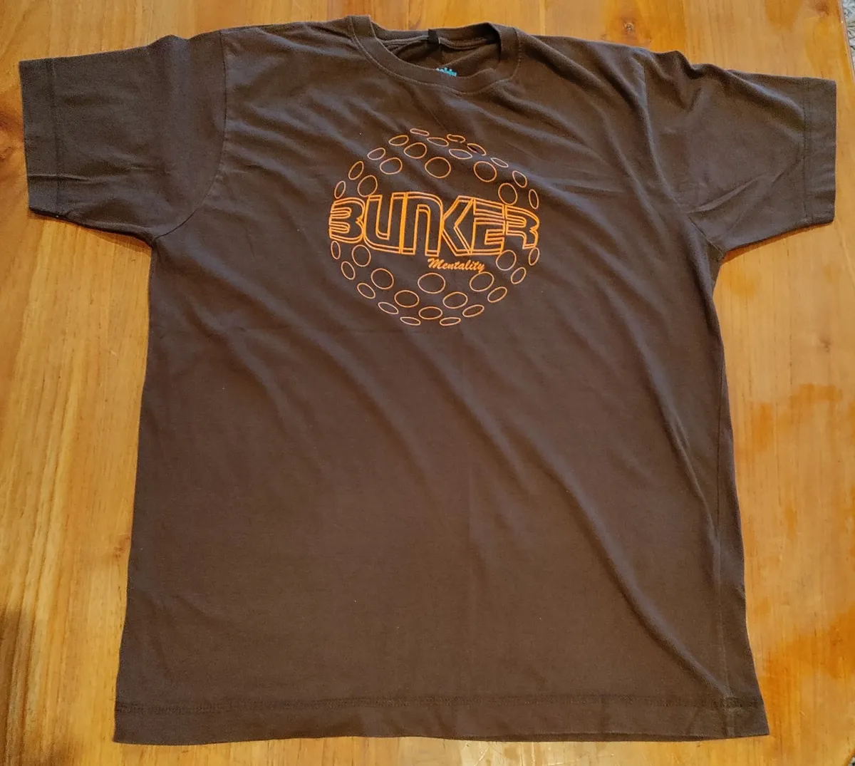 Bunker Mentality Golf Ball T-shirt L - Image 1