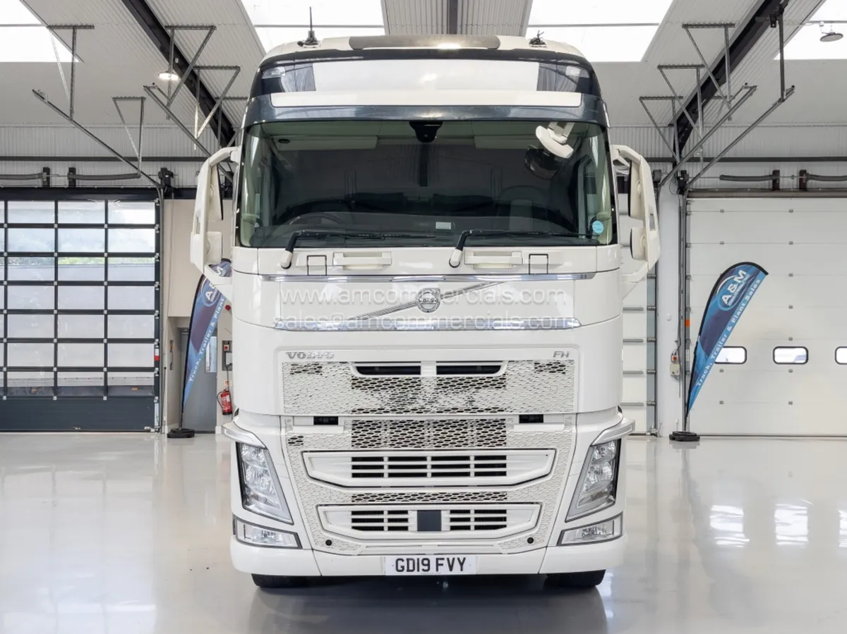 2019 VOLVO FH 500 GLOBETROTTER - Image 2